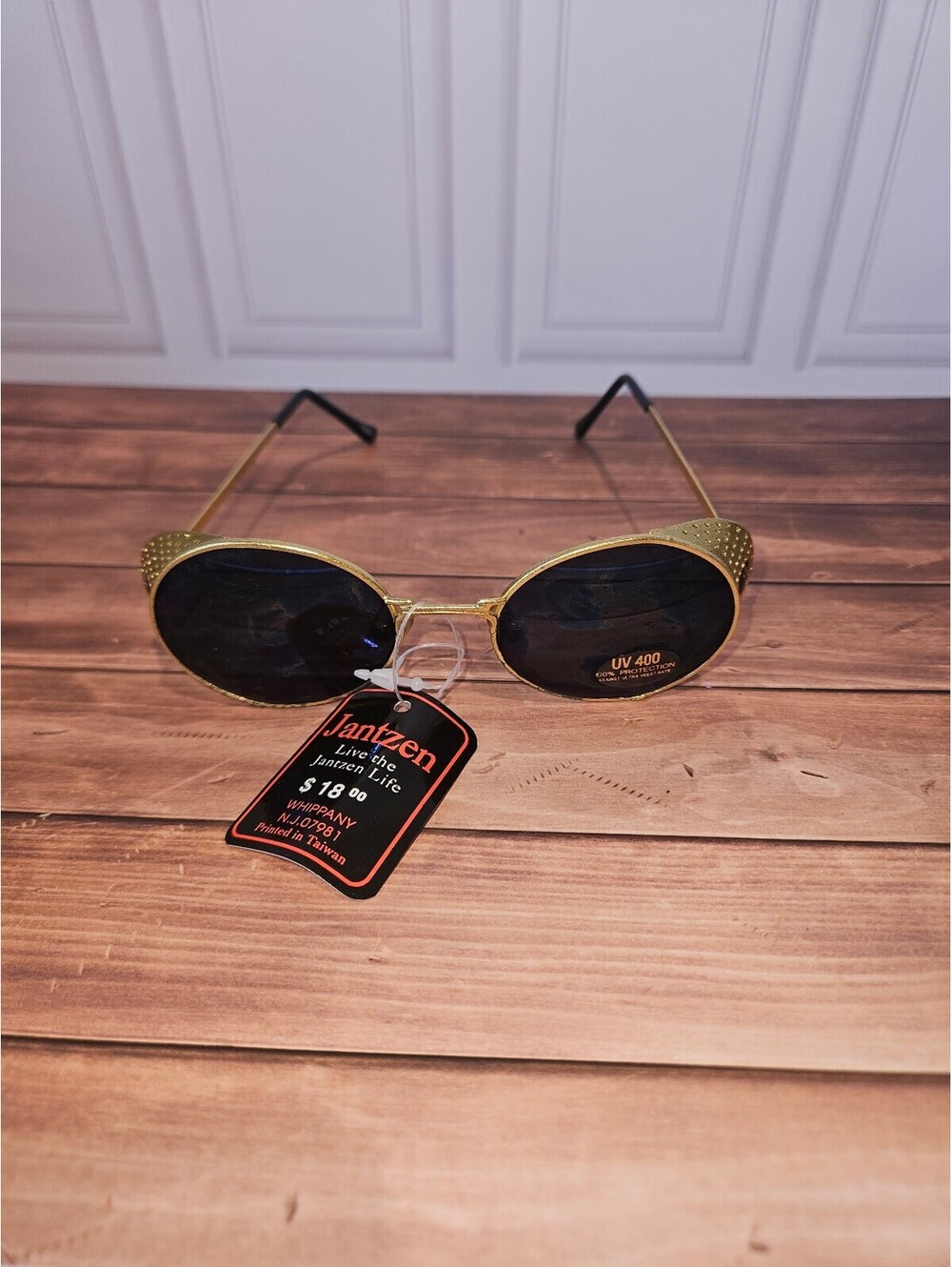 Janzen Classic Gold Frame Sunglasses with UV400 Protection